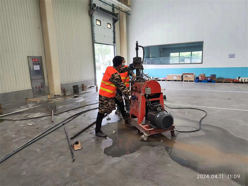 南县厂房地面下沉塌陷注浆加固施工